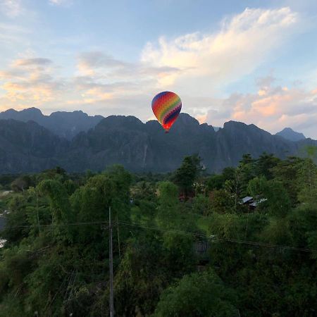 Blue Guesthouse Vang Vieng Exteriör bild