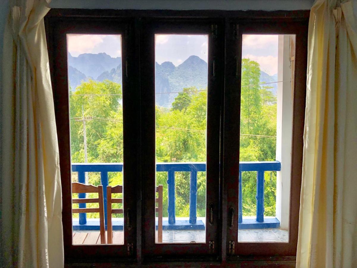 Blue Guesthouse Vang Vieng Exteriör bild