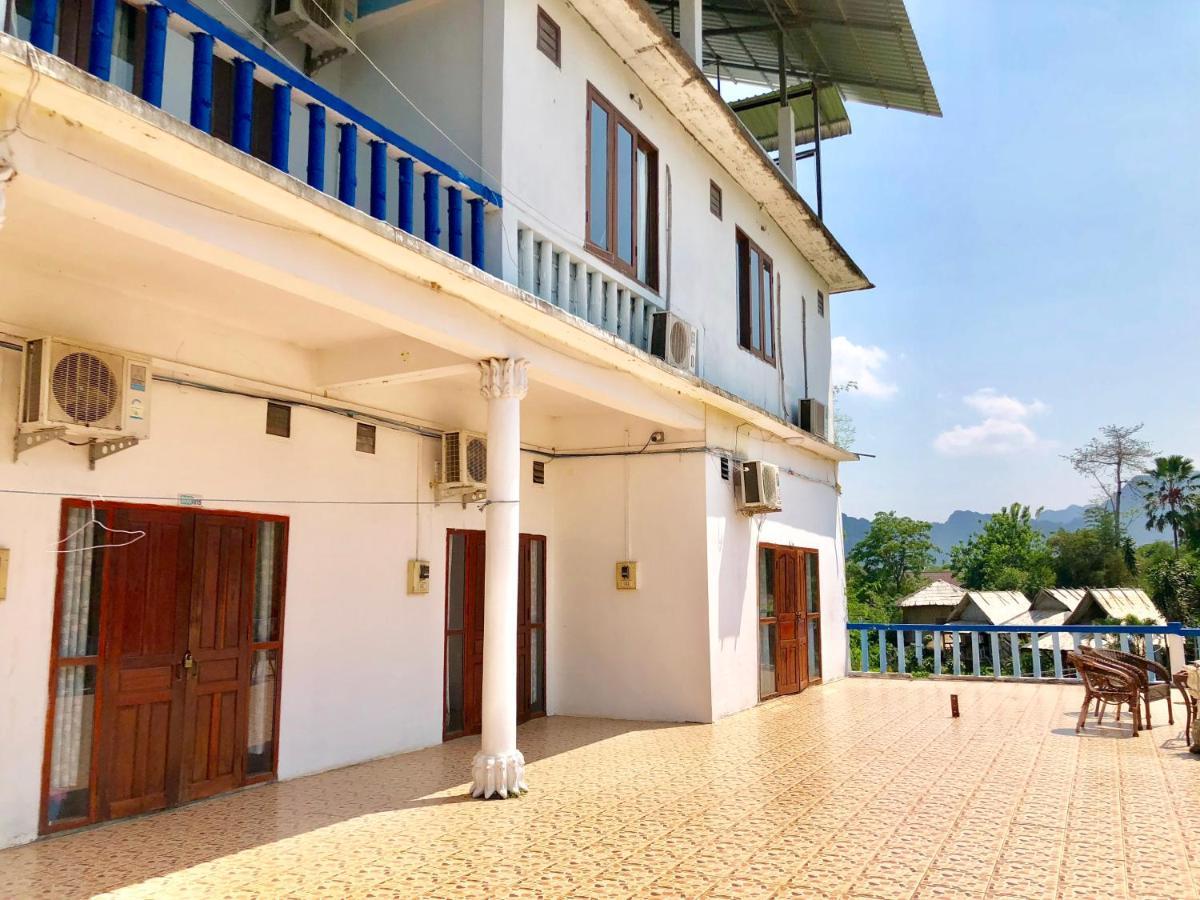 Blue Guesthouse Vang Vieng Exteriör bild